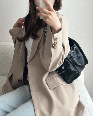 Square chain shoulder bag