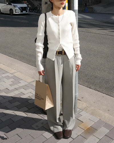 One-pleat straight slacks
