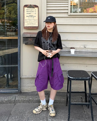 Belted cargo Bermuda shorts