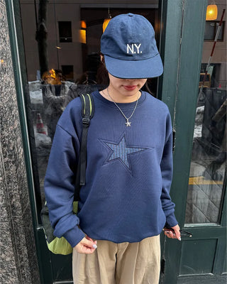 Front star embroidered sweatshirt