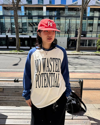 Logo Raglan Long T-Shirt