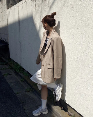 Oversized button-down single jacket
