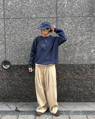 Front star embroidered sweatshirt