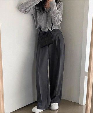 V-neck cardigan