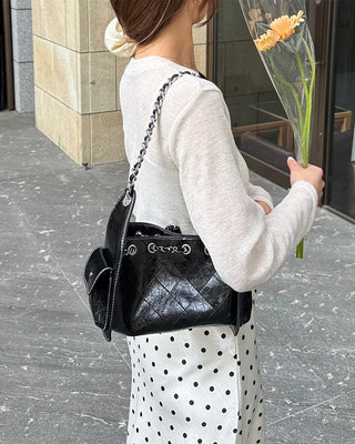Square chain shoulder bag