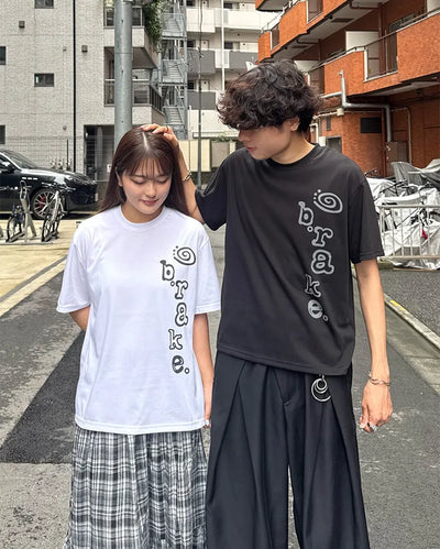 (Unisex) Kitsch Side Graphic Short-Sleeve T-Shirt