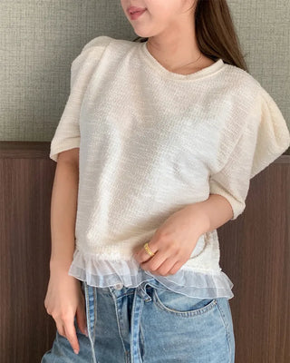 Shoulder puff semi-cropped blouse