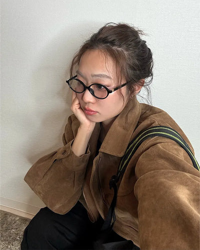 Slim oval frame glasses