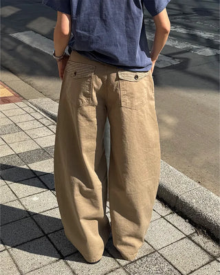 Back check pocket design pants