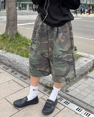 (UNISEX) Camouflage Bermuda Shorts