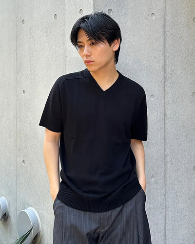 Linen V-neck short-sleeved knit