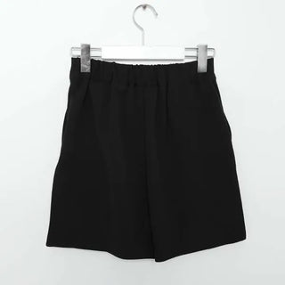 Two-pleat shorts