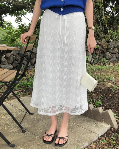 Lace long skirt