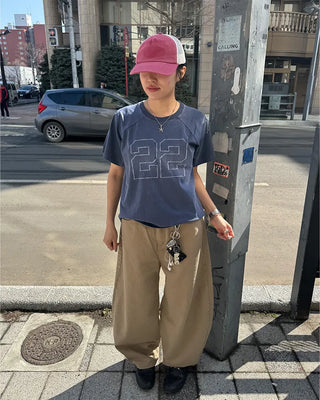 Back check pocket design pants