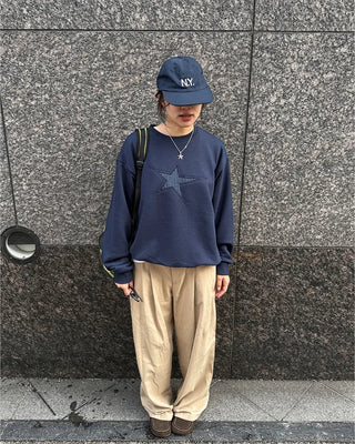 Front star embroidered sweatshirt