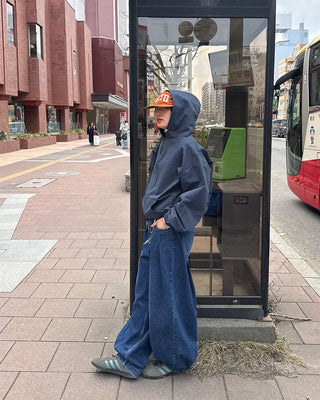 Two-pleat denim pants
