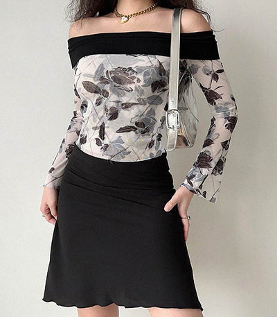 graphic print one shoulder long sleeve top