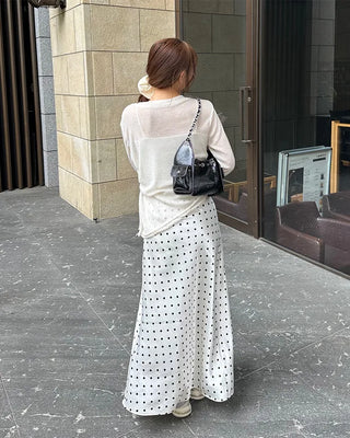 Square chain shoulder bag