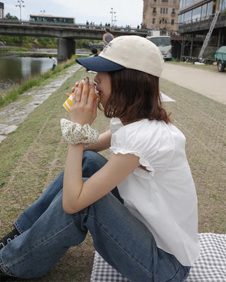 Jewel neck puff blouse