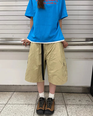 D-ring belt Bermuda shorts