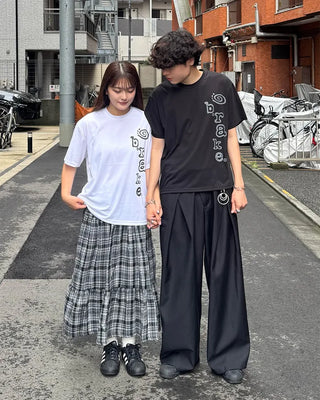 (Unisex) Kitsch Side Graphic Short-Sleeve T-Shirt