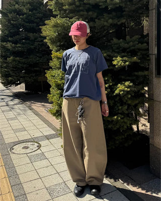 Back check pocket design pants