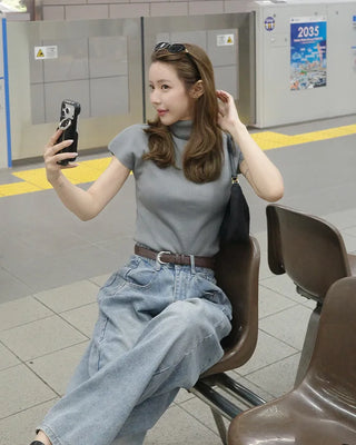 Half-neck simple short-sleeved knit