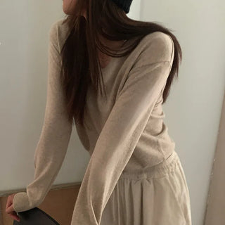 Cashmere V-neck knit