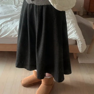 Herringbone pintuck wool skirt