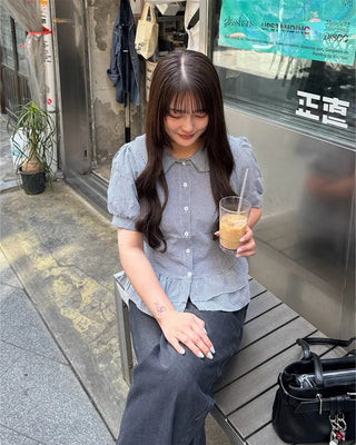 Stand-collar pleated short-sleeved blouse