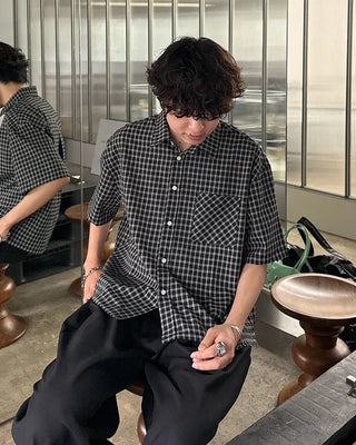 (Unisex) Checkered Short-Sleeve Shirt