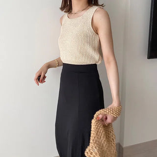soda square sleeveless knit