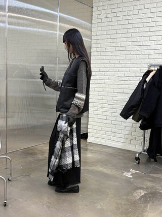 [NeverSeez] Tassel Pleated Skirt