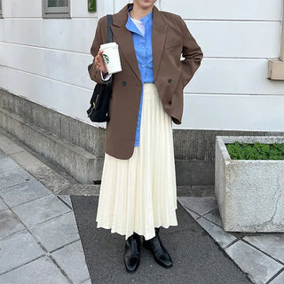 Knitted pleated skirt