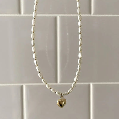 heart point pearl necklace