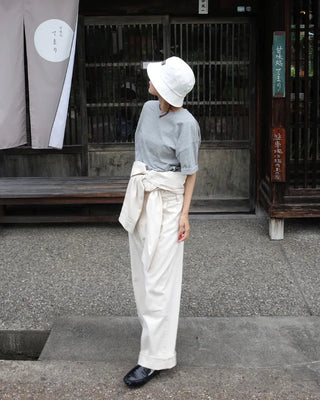 Loose-fit half-sleeve T-shirt