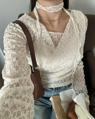 Drape neck lace T-shirt & scarf set