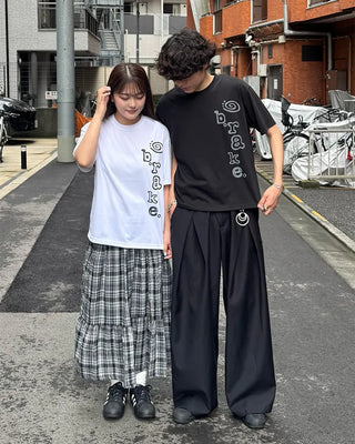 (Unisex) Kitsch Side Graphic Short-Sleeve T-Shirt