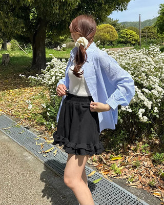Can-can frill shorts