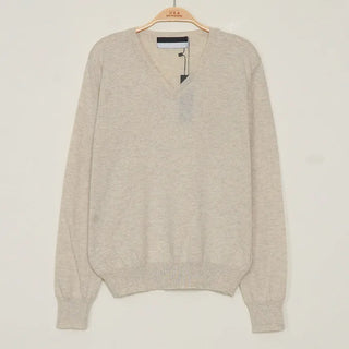 Cashmere V-neck knit