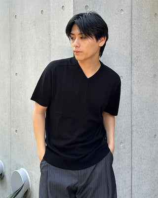 Linen V-neck short-sleeved knit