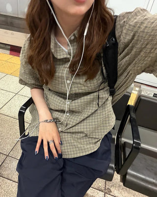 Gingham check half shirt