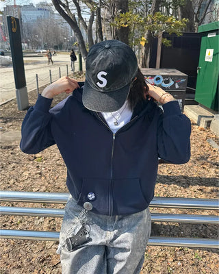 Cropped oversized hoodie