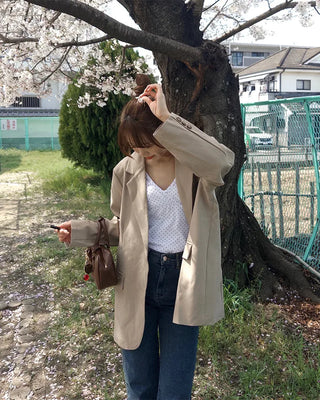 Oversized button-down single jacket