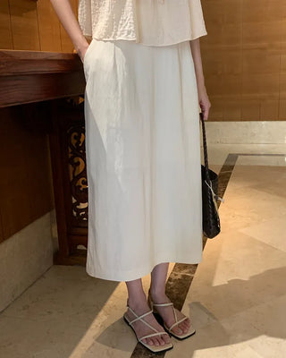 See-through sleeveless blouse