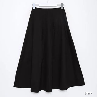 Pintuck flared skirt