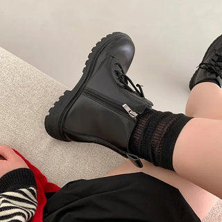0424 Basic Lace-Up Short Boots (1 color)