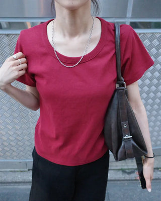 Colored short-sleeved T-shirt