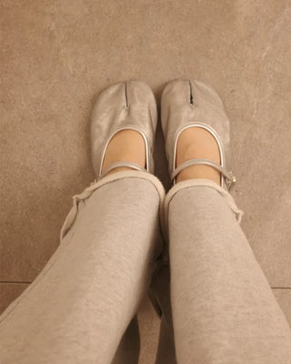Tabipoint Strap Flat Shoes