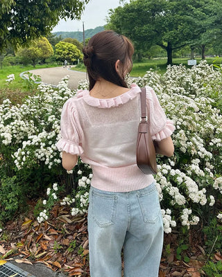 Frill neckline short-sleeved knit